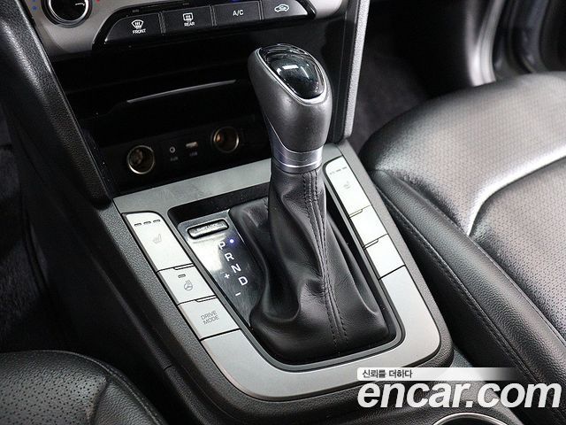Hyundai Avante (AD) 1.6 GDI Smart Special 2016 — фото 17