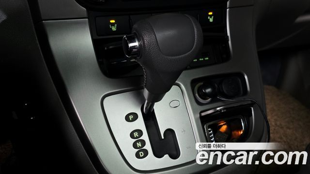 Kia Carnival R Grand Carnival GLX Premium 2013 — фото 9