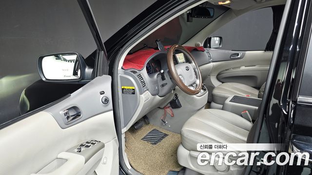 Kia Carnival R Grand Carnival GLX Premium 2013 — фото 10