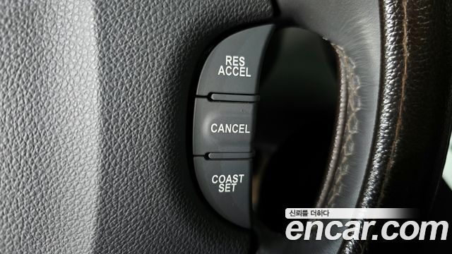 Kia Carnival R Grand Carnival GLX Premium 2013 — фото 17