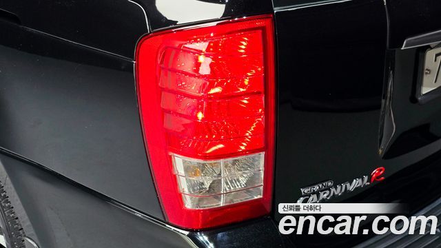 Kia Carnival R Grand Carnival GLX Premium 2013 — фото 23
