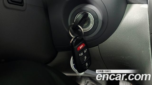 Kia Carnival R Grand Carnival GLX Premium 2013 — фото 32