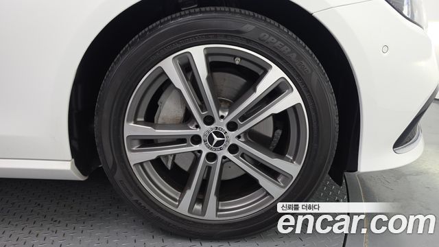Mercedes-Benz E-Class (W213) E350 4MATIC Avantgarde 2022 — фото 21