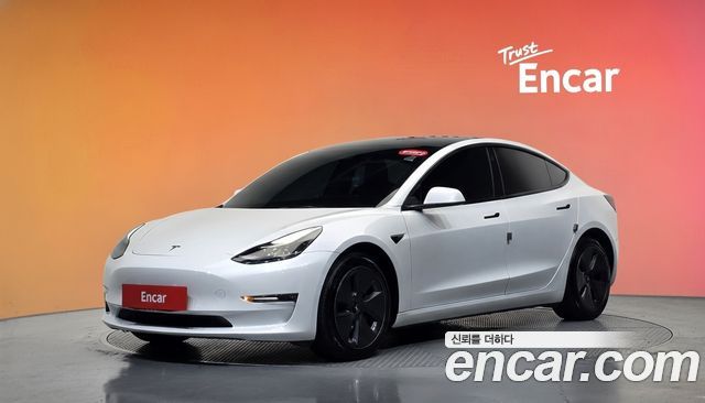 Tesla Model 3 Long Range AWD