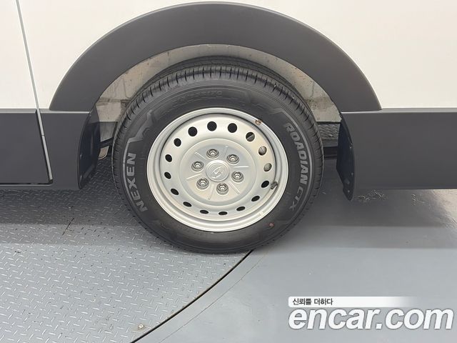 Hyundai ST1 Cargo Premium 2025 — фото 5
