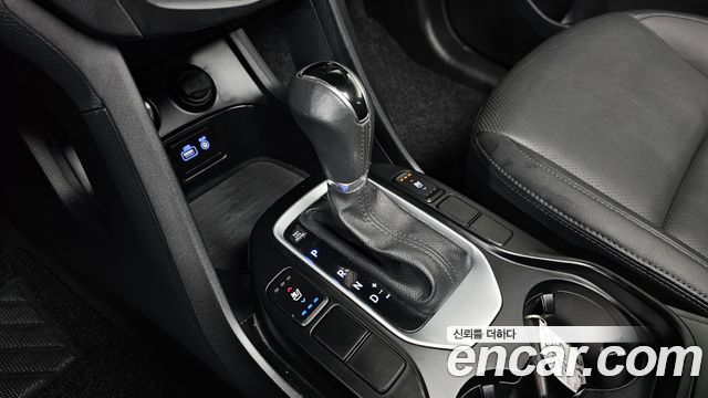Hyundai Santa Fe The Prime Diesel 2.0 2WD Premium 2017 — фото 9