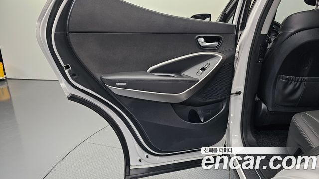Hyundai Santa Fe The Prime Diesel 2.0 2WD Premium 2017 — фото 25