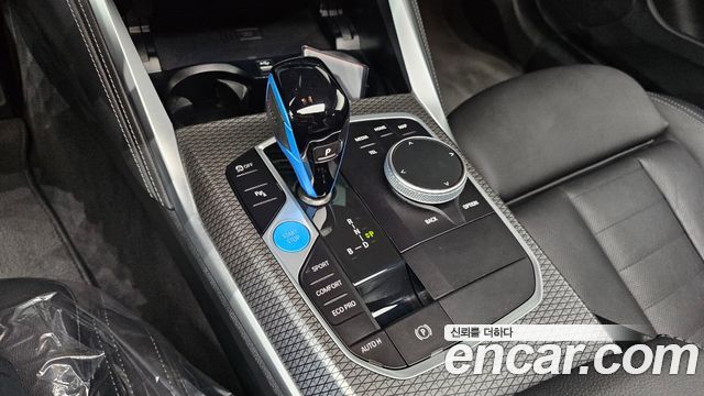 BMW i4 eDrive40 M Sports Pro 2023 — фото 9