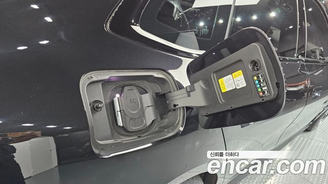 BMW i4 eDrive40 M Sports Pro 2023 — фото 14