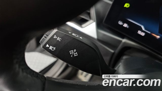 BMW i4 eDrive40 M Sports Pro 2023 — фото 19