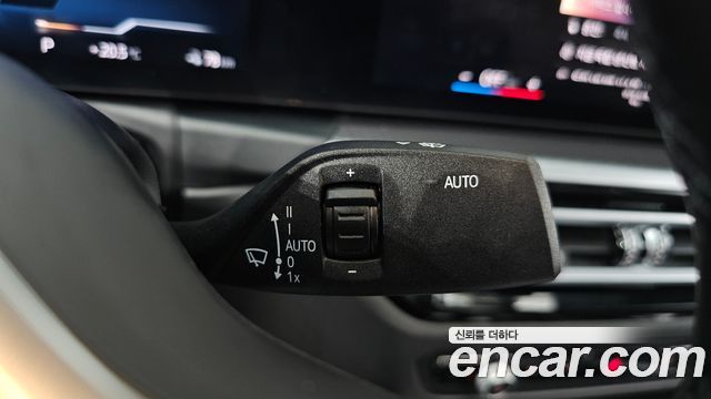 BMW i4 eDrive40 M Sports Pro 2023 — фото 20