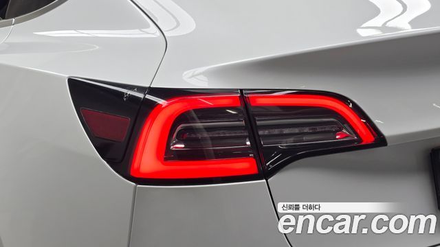 Tesla Model 3 Long Range AWD 2020 — фото 23