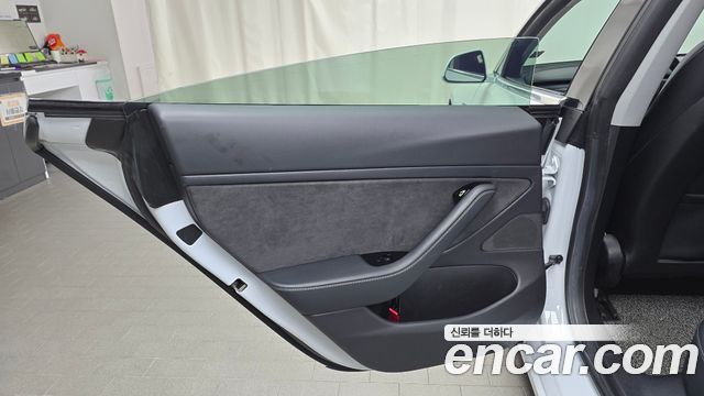 Tesla Model 3 Long Range AWD 2020 — фото 25