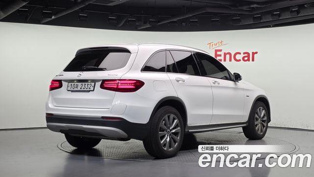 Mercedes-Benz GLC-Class (X253) GLC350e 4MATIC 2019 — фото 2