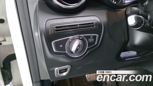 Mercedes-Benz GLC-Class (X253) GLC350e 4MATIC 2019 — фото 16