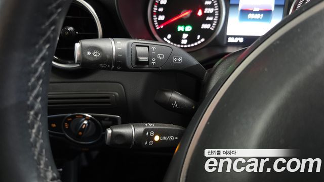 Mercedes-Benz GLC-Class (X253) GLC350e 4MATIC 2019 — фото 27