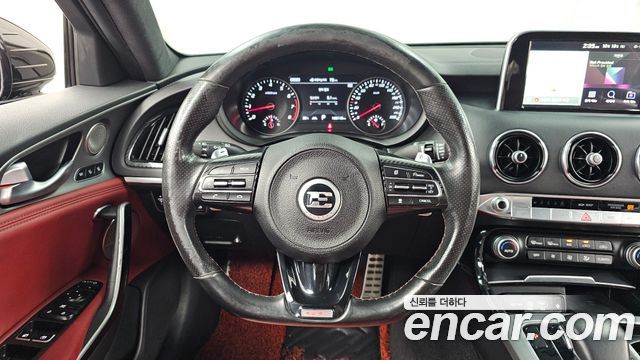 Kia Stinger 3.3 Turbo AWD GT 2018 — фото 13