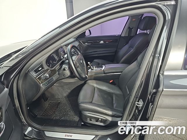 BMW 7 Series (F01) 740Li 2014 — фото 10