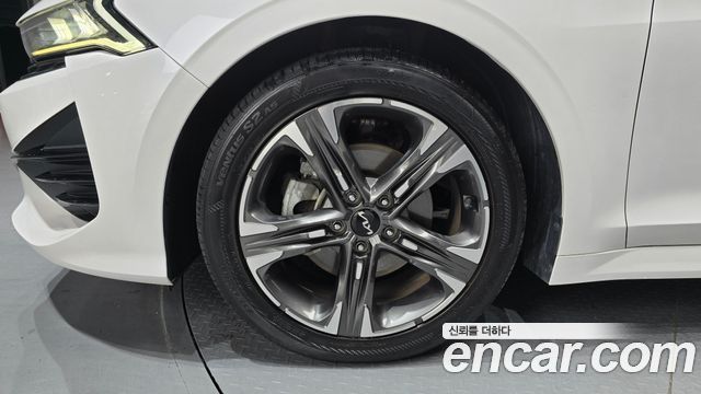Kia K5 (III) 2.0 Noblesse 2023 — фото 5