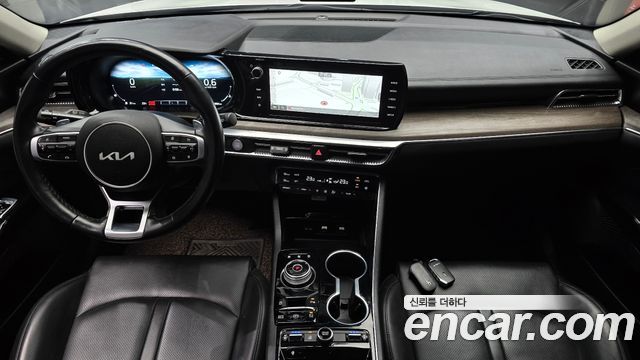 Kia K5 (III) 2.0 Noblesse 2023 — фото 7