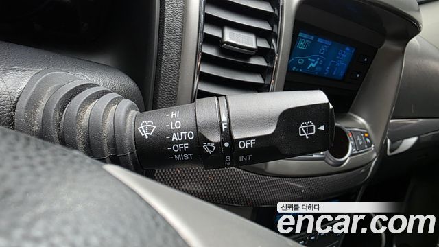 Chevrolet Captiva 2WD LT 2012 — фото 18