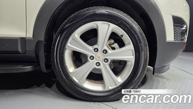 Chevrolet Captiva 2WD LT 2012 — фото 21