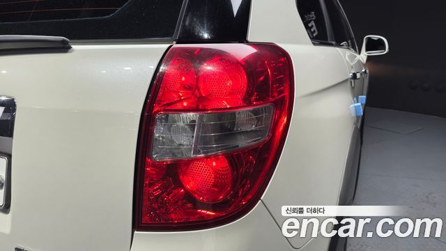 Chevrolet Captiva 2WD LT 2012 — фото 23