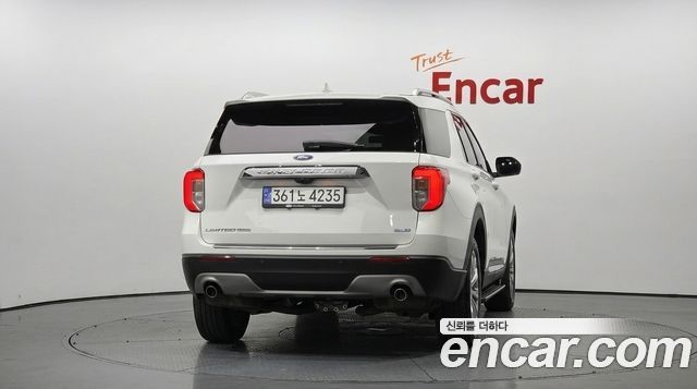 Ford Explorer (VI) 2.3 LimIted 4WD 2020 — фото 4