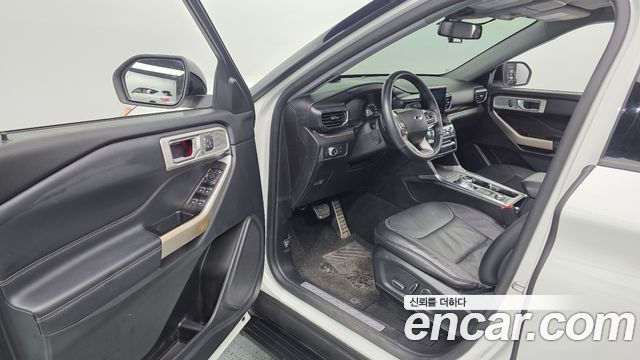 Ford Explorer (VI) 2.3 LimIted 4WD 2020 — фото 10