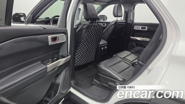 Ford Explorer (VI) 2.3 LimIted 4WD 2020 — фото 12