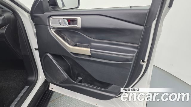 Ford Explorer (VI) 2.3 LimIted 4WD 2020 — фото 24