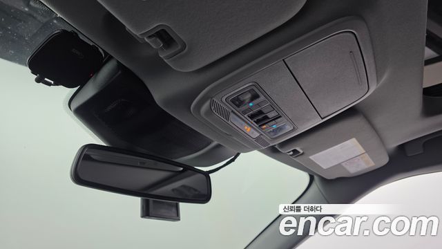Ford Explorer (VI) 2.3 LimIted 4WD 2020 — фото 28
