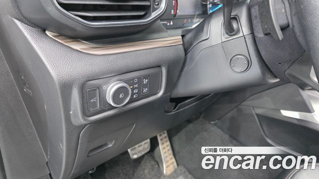 Ford Explorer (VI) 2.3 LimIted 4WD 2020 — фото 29