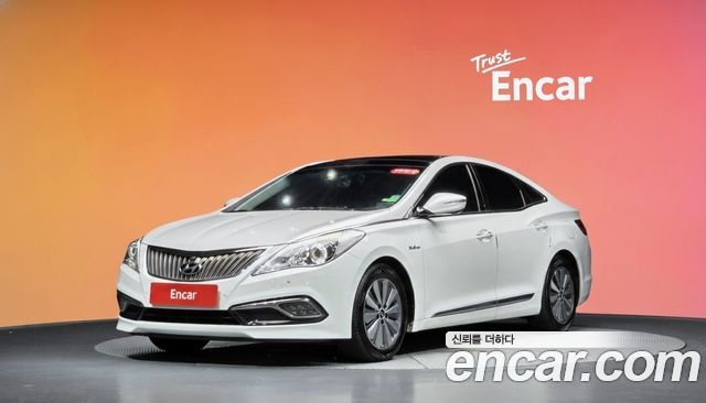 Hyundai Grandeur Hybrid (HG) Premium