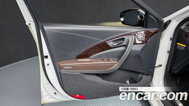 Hyundai Grandeur Hybrid (HG) Premium 2015 — фото 24