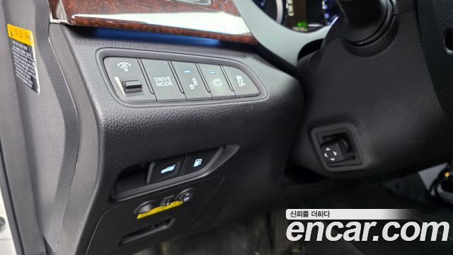 Hyundai Grandeur Hybrid (HG) Premium 2015 — фото 28