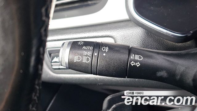 Renault Korea Captur 1.5 dCi Intens 2020 — фото 27