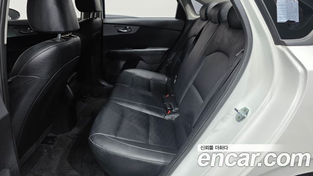 Kia K3 (II) 1.6 Prestige 2022 — фото 11