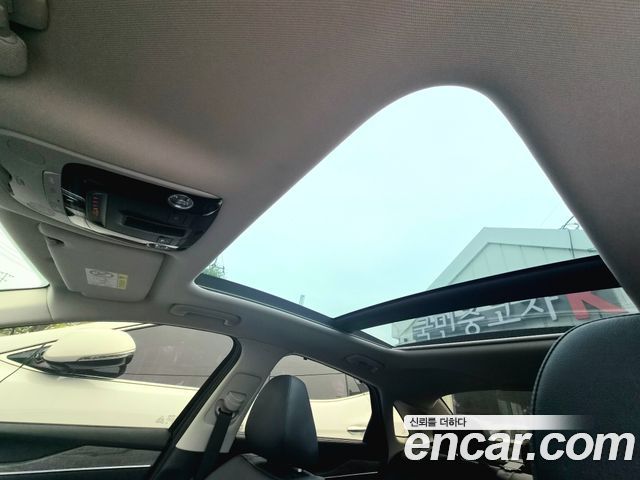 Kia K5 (III) 2.0 LPI Signature 2021 — фото 9