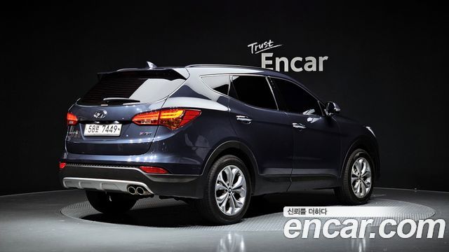 Hyundai Santa Fe (DM) Diesel(e-VGT) 2.0 2WD Exclusive Special 2015 — фото 2