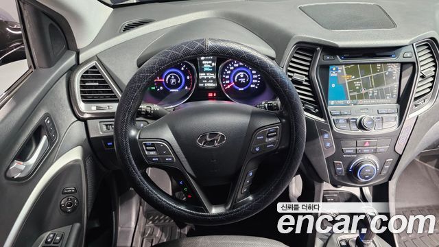Hyundai Santa Fe (DM) Diesel(e-VGT) 2.0 2WD Exclusive Special 2015 — фото 13
