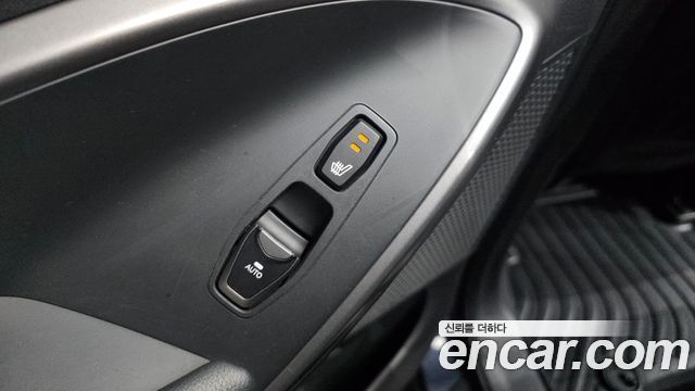 Hyundai Santa Fe (DM) Diesel(e-VGT) 2.0 2WD Exclusive Special 2015 — фото 19