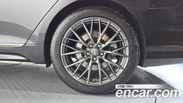 Genesis G80 3.3 T-GDI Sport 2018 — фото 21