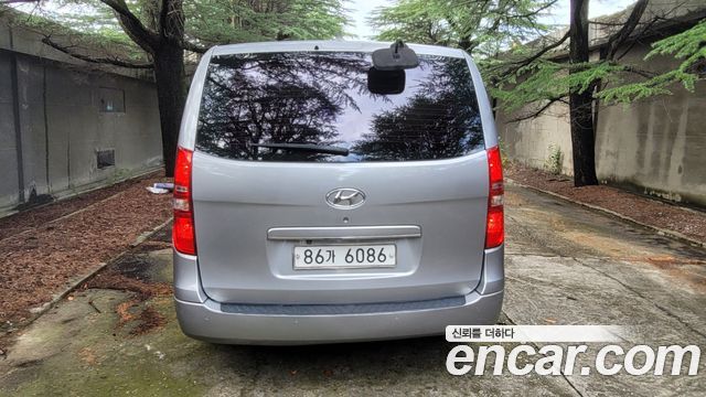 Hyundai Grand Starex 5-Seater VAN CVX Premium 2016 — фото 5