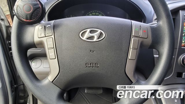 Hyundai Grand Starex 5-Seater VAN CVX Premium 2016 — фото 17