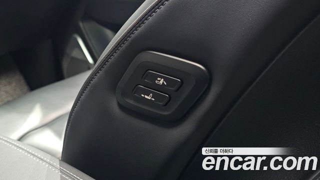 KG Mobility (SsangYong) Rexton Diesel 2.2 2WD Prestige 2021 — фото 28