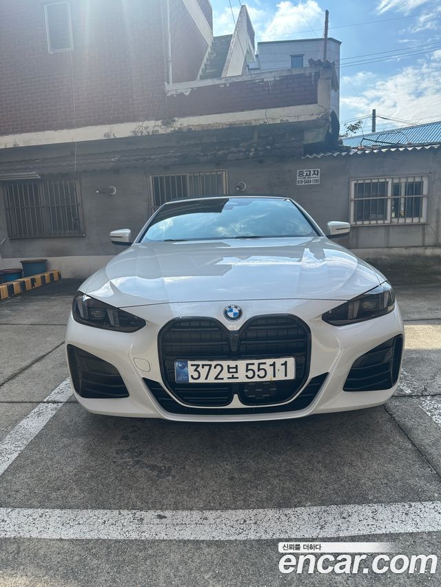 BMW 4 Series (G22) 420i M Sport Convertible 2025 — фото 3