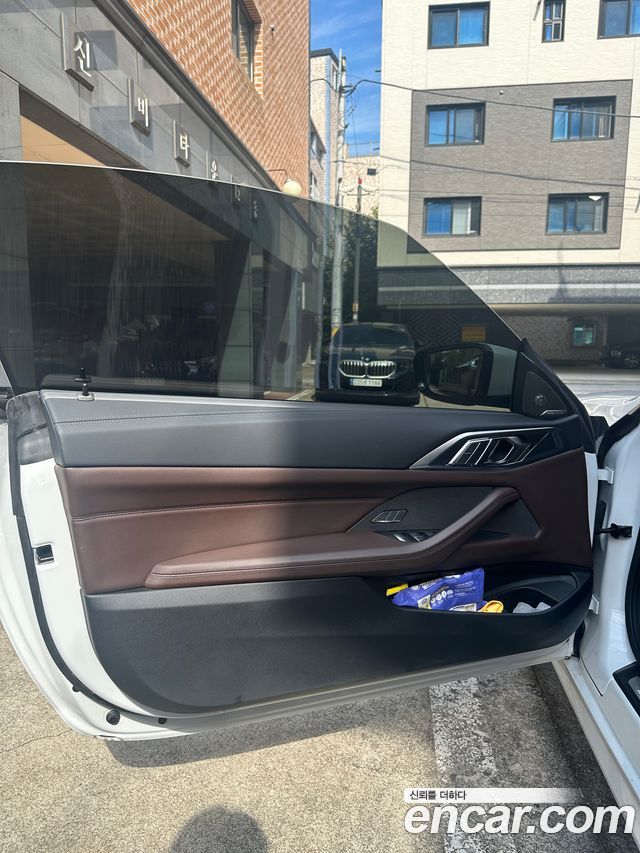 BMW 4 Series (G22) 420i M Sport Convertible 2025 — фото 19
