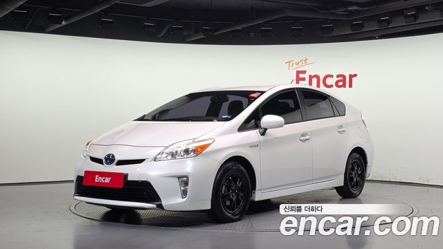 Toyota Prius 1.8 E