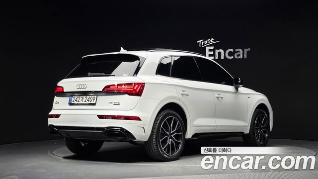Audi Q5 (FY) 45 TFSI Quattro Premium 2024 — фото 2